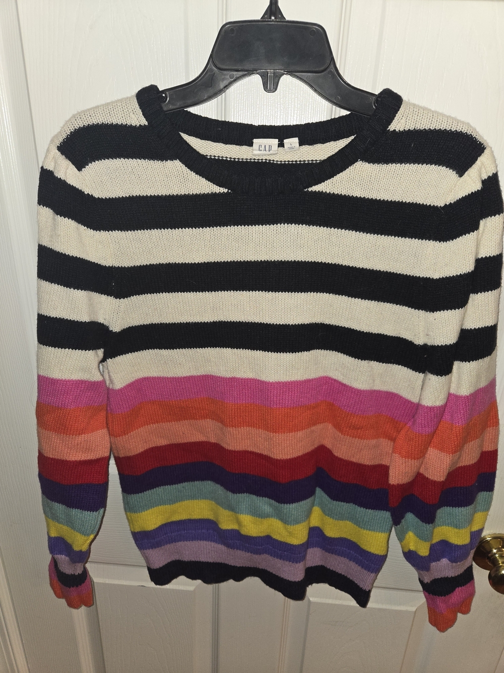 GAP Women's L Black, Cream & Multicolor Striped Crewneck Sweater